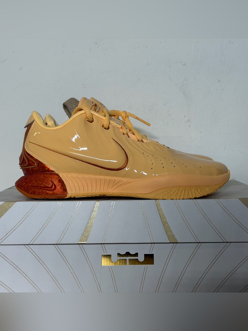 Nike LeBron 21 Melo Melo Dragon Pearl Melon Tint Sneakers FV2345-800 Men's Sz 11